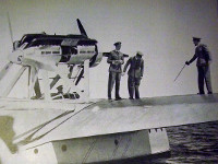 Londonderry: S.E. Balbo on the wing of his seaplane. Close to the engines the British air marshal Clark Stall and the commander Trigona